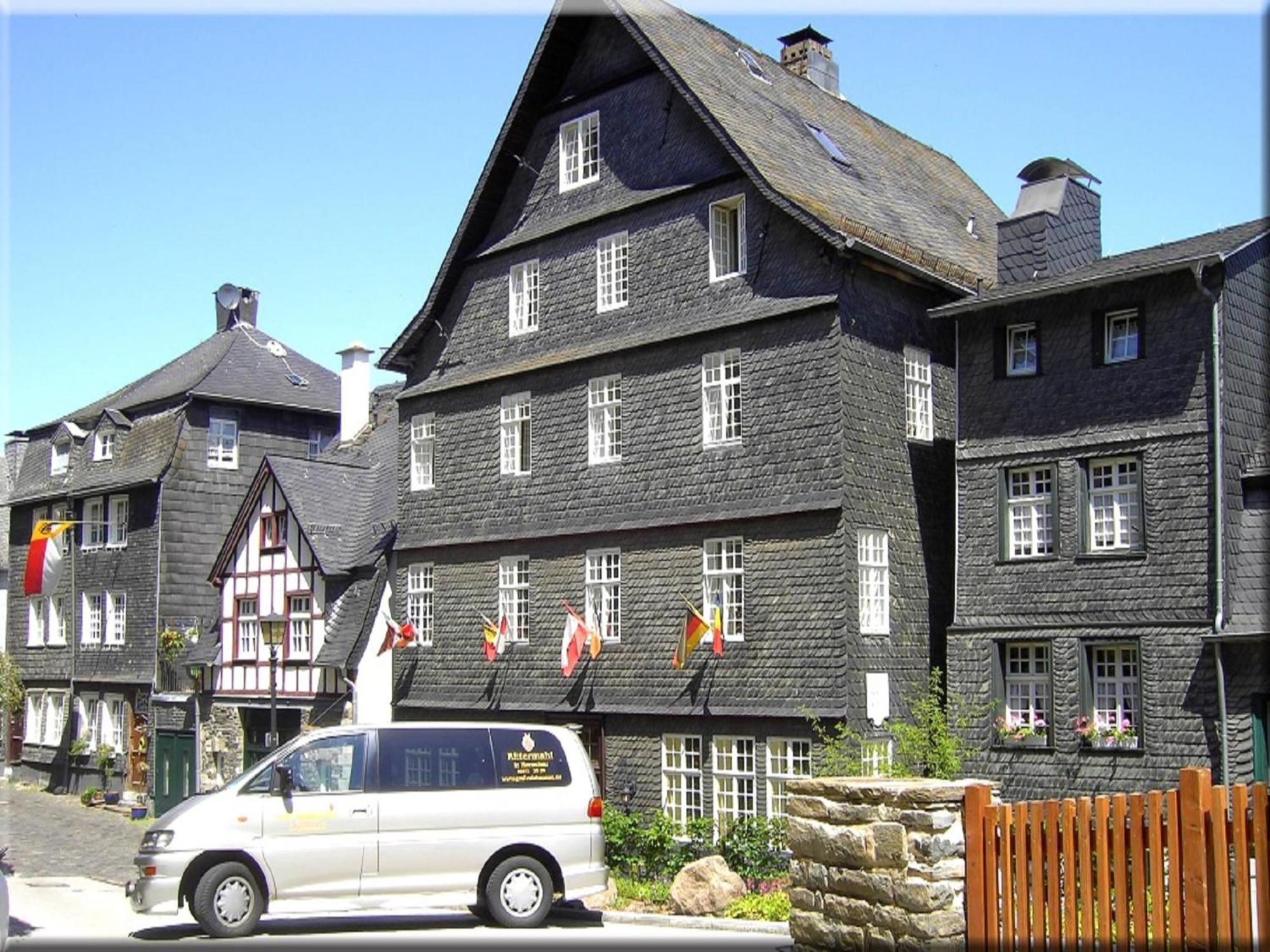 Hotel Graf Rolshausen Monschau Exterior foto